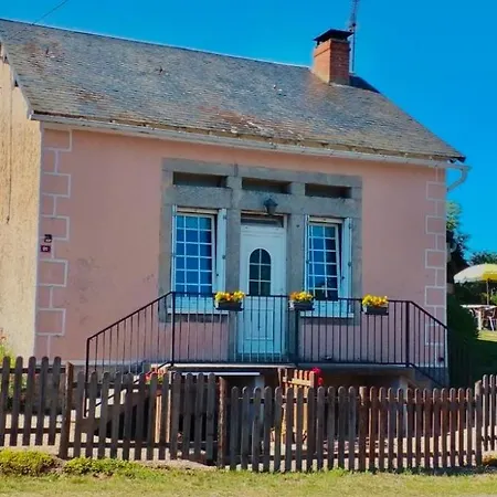 Petite Maison Planchez Extérieur photo